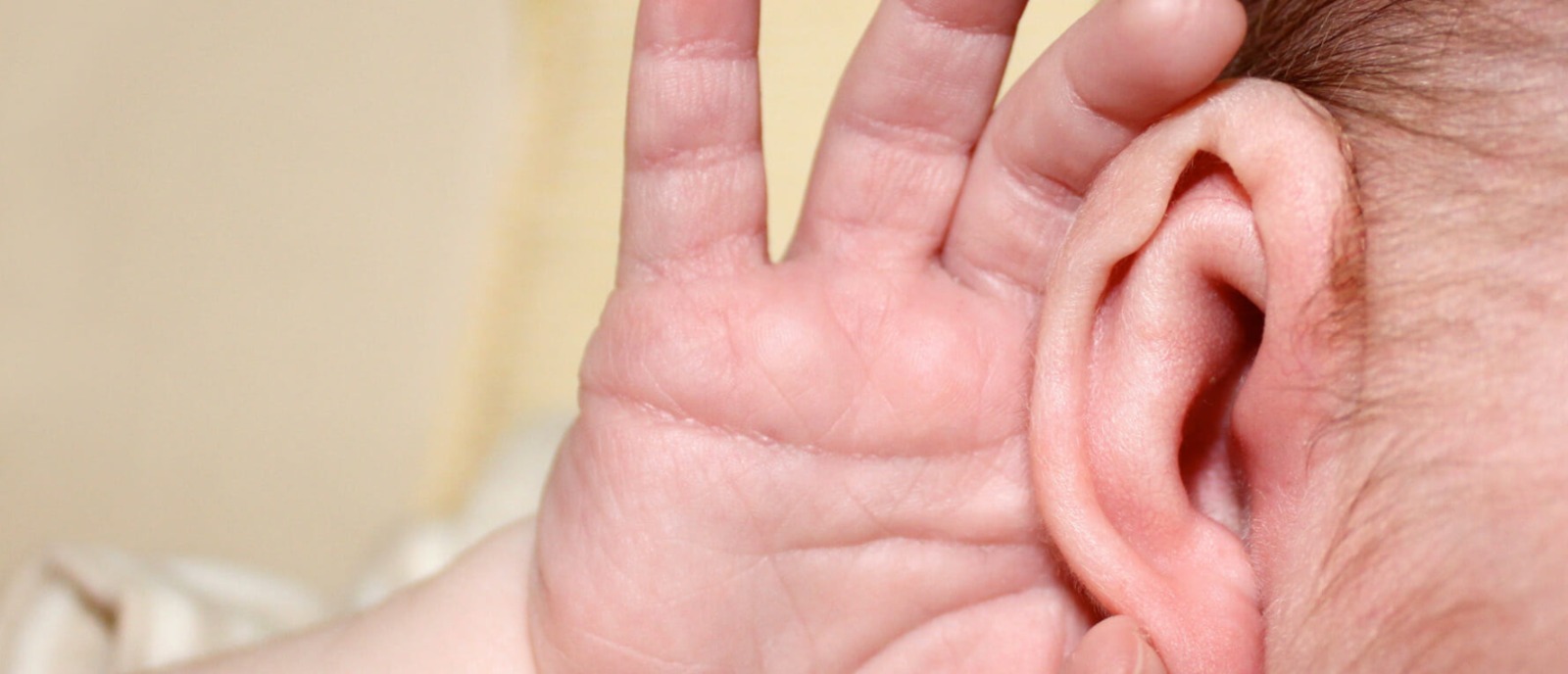Signs of Hearing Loss in Children – Poor School Performance Despite Normal Intelligence Child with hearing loss performing poorly in school despite having normal intelligence