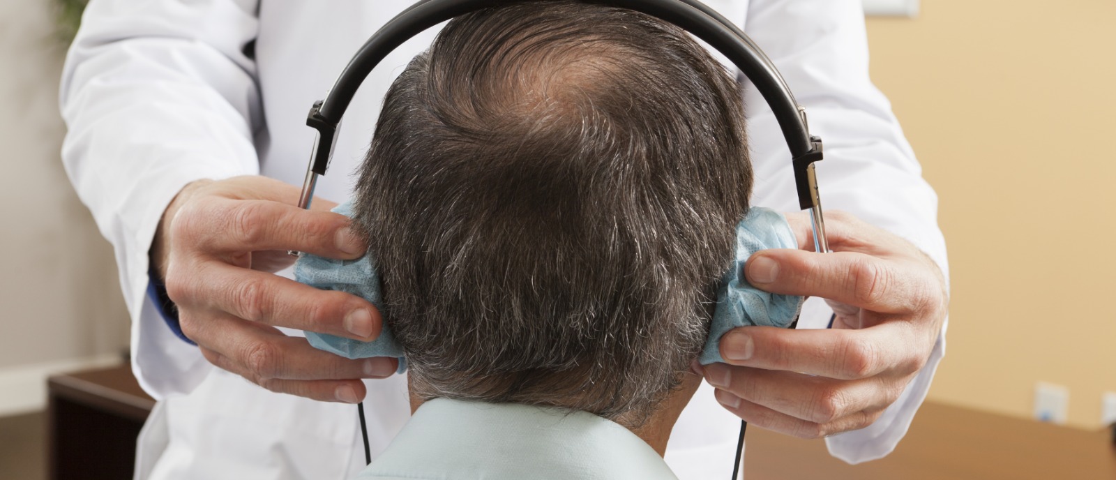 Hearing Exam Guide: What to Expect & Why Early Testing Matters | Aanvii Hearing Is it time for an ear test? Learn what a hearing exam involves and why early testing matters – Aanvii Hearing